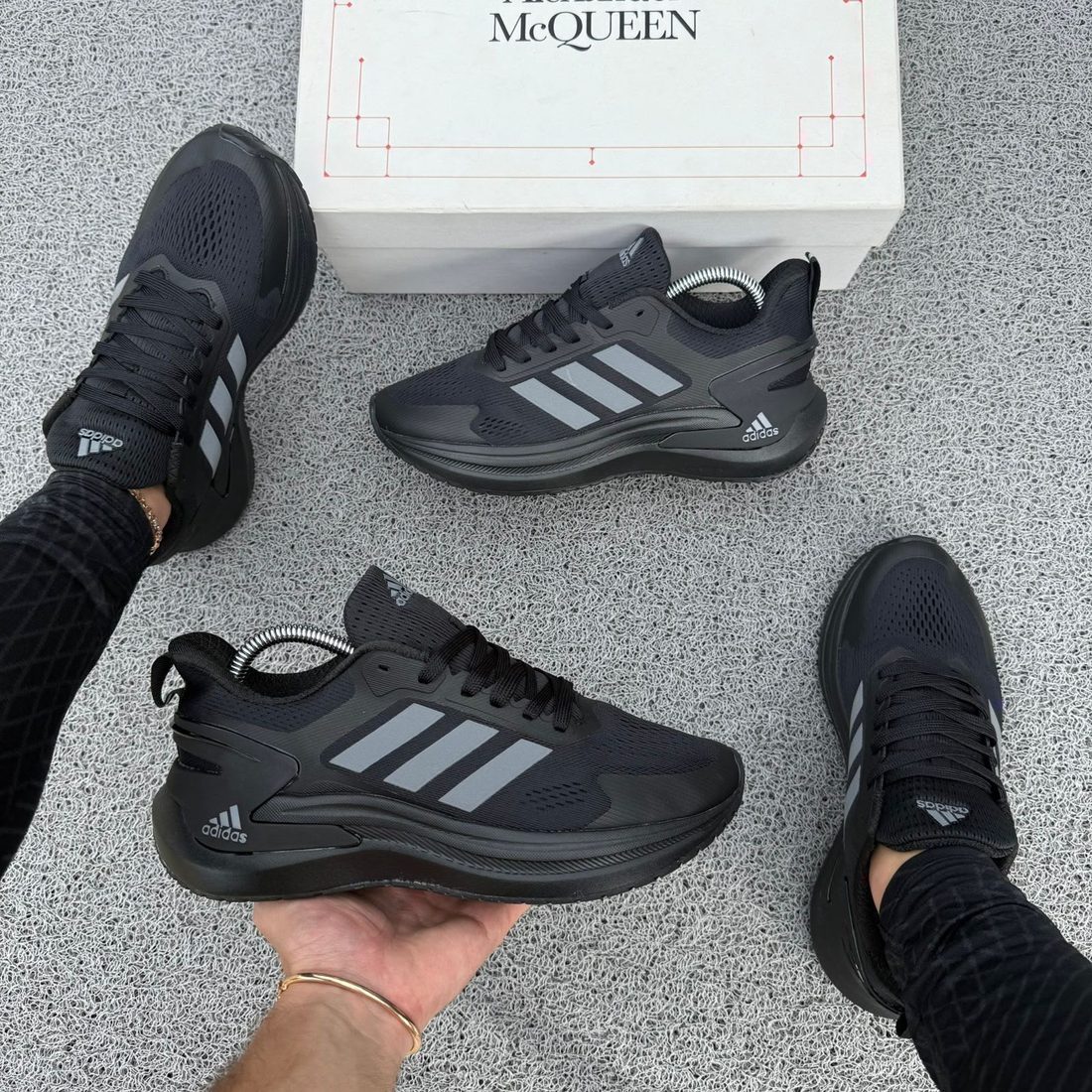 Tenis Runner Negro Reflectivo